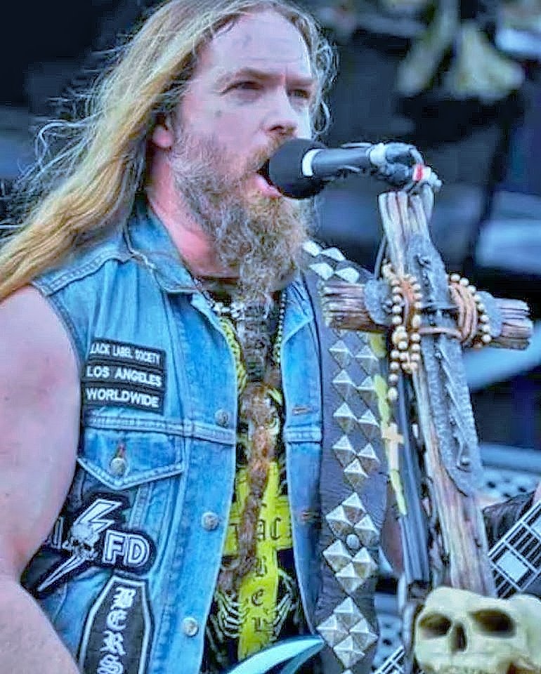 Zakk Wylde Net Worth: The Surprising Wealth of the Metal Star 2024!