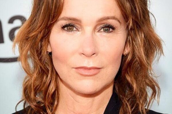 Jennifer Grey Net Worth: How Rich Is She in 2024?